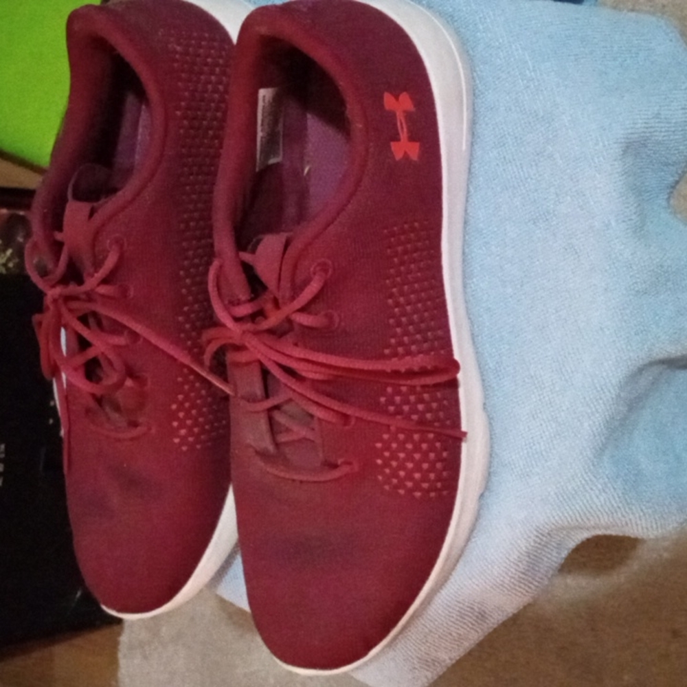 Women's shoes